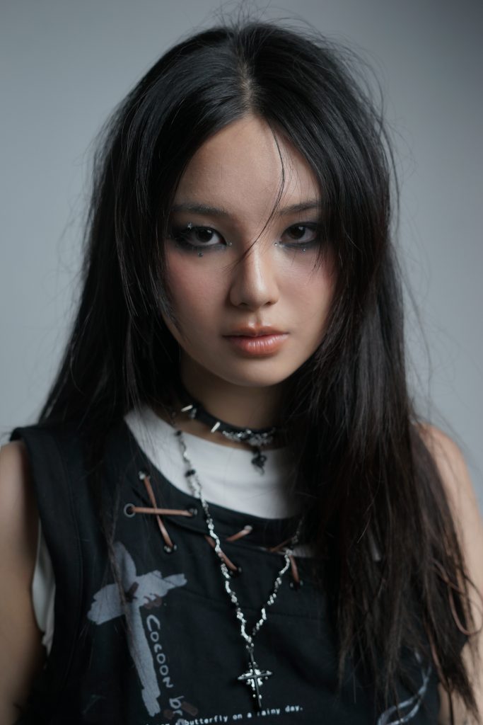 {"data":{"stickerId":"","appversion":"6.6.0","infoStickerId":"","activityName":"","product":"retouch","imageEffectId":"","filterId":"","pictureId":"5736EF3E-5585-4173-A2DD-435A8304C02F","os":"ios","playId":"","enter_from":"enter_launch"},"source_type":"hypic","tiktok_developers_3p_anchor_params":"{"capability_extra_v2":{"portrait":[{"panel":""},{"panel":"face-reshape"}]},"filter_id":[],"capability_key":["portrait"],"client_key":"awgvo7gzpeas2ho6","template_id":""}"}